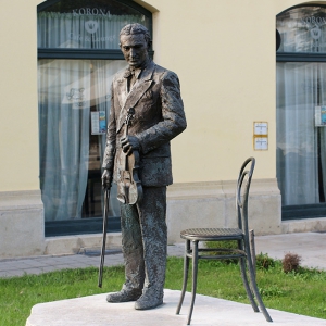 Fátyol Mihály prímás szobra