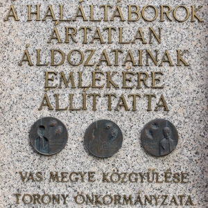Roma holokauszt emléktáblák, Torony