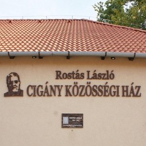 Rostás László-emléktábla